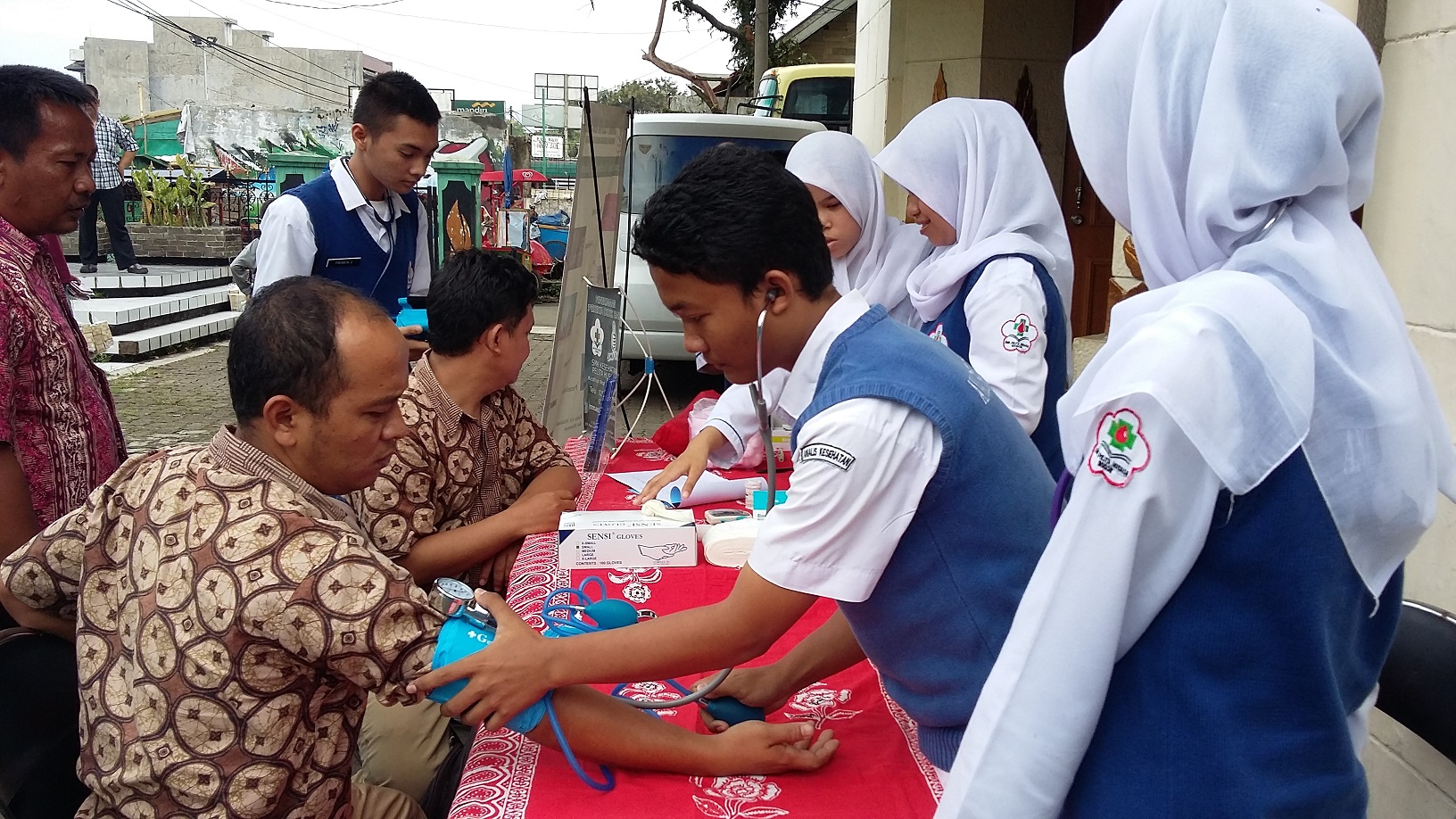 Bakti Sosial (1)