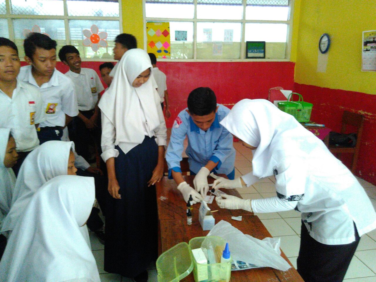 Bakti Sosial (3)